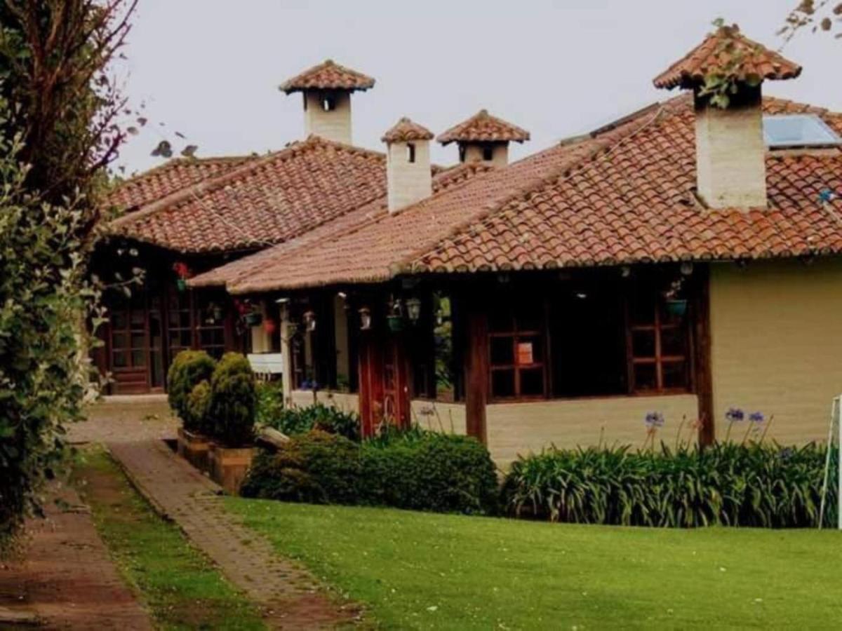 Hacienda El Rejo Villa Machachi Eksteriør billede